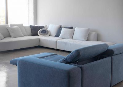 Modernūs minkšti svetainės baldai sofa Waw 2