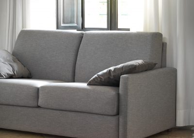 Modernūs minkšti svetainės baldai sofa lova Nix 2