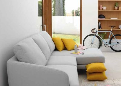 Modernūs minkšti svetainės baldai sofa Rondo 3