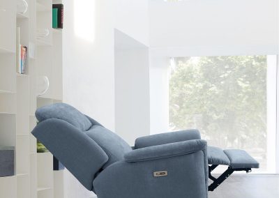 Modernios klasikos minkšti svetainės baldai krėsliukas Pixel