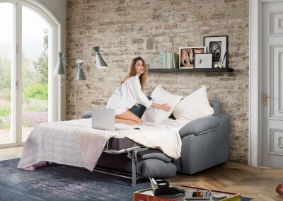 Modernios klasikos minkšti svetainės baldai sofa lova Maya Brazo Siesta 1