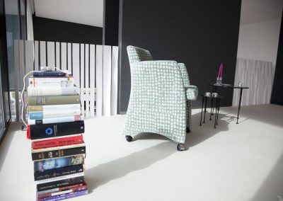 Modernios klasikos krėsliukas Tomy 6