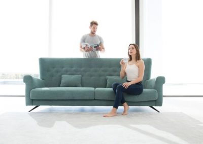 Modernios klasikos minkšti svetainės baldai sofa Nina 6