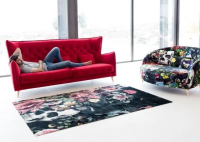 Modernios klasikos minkšti svetainės baldai sofa Simone 31