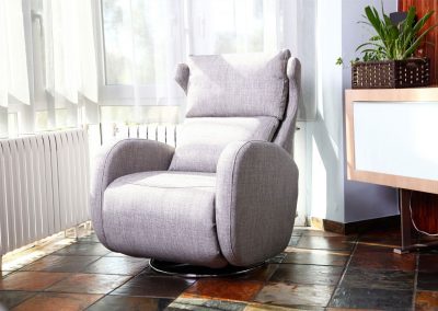 Modernus krėsliukas Kim 24