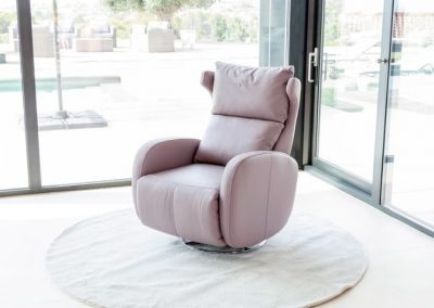 Modernus krėsliukas Kim 29