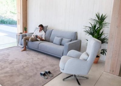 Modernus krėsliukas Kylian 31