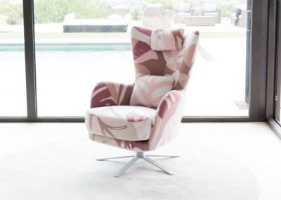 Modernus krėsliukas Kylian 40