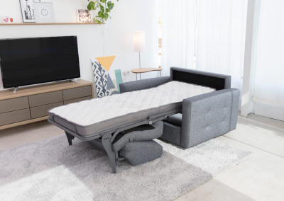 Modernūs minkšti svetainės baldai fotelis lova Bolero 40