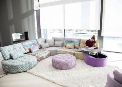 Modernūs minkšti svetainės baldai sofa Arianne Love 120