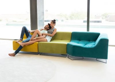 Modernūs minkšti svetainės baldai sofa Lucipop