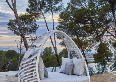 Modernūs lauko baldai lova Sanza 2