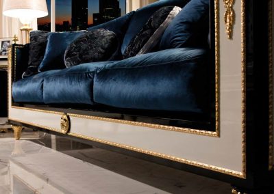 Klasikiniai svetainės baldai sofa Wellington 6