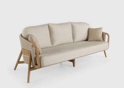 Modernios klasikos lauko baldai sofa Desire